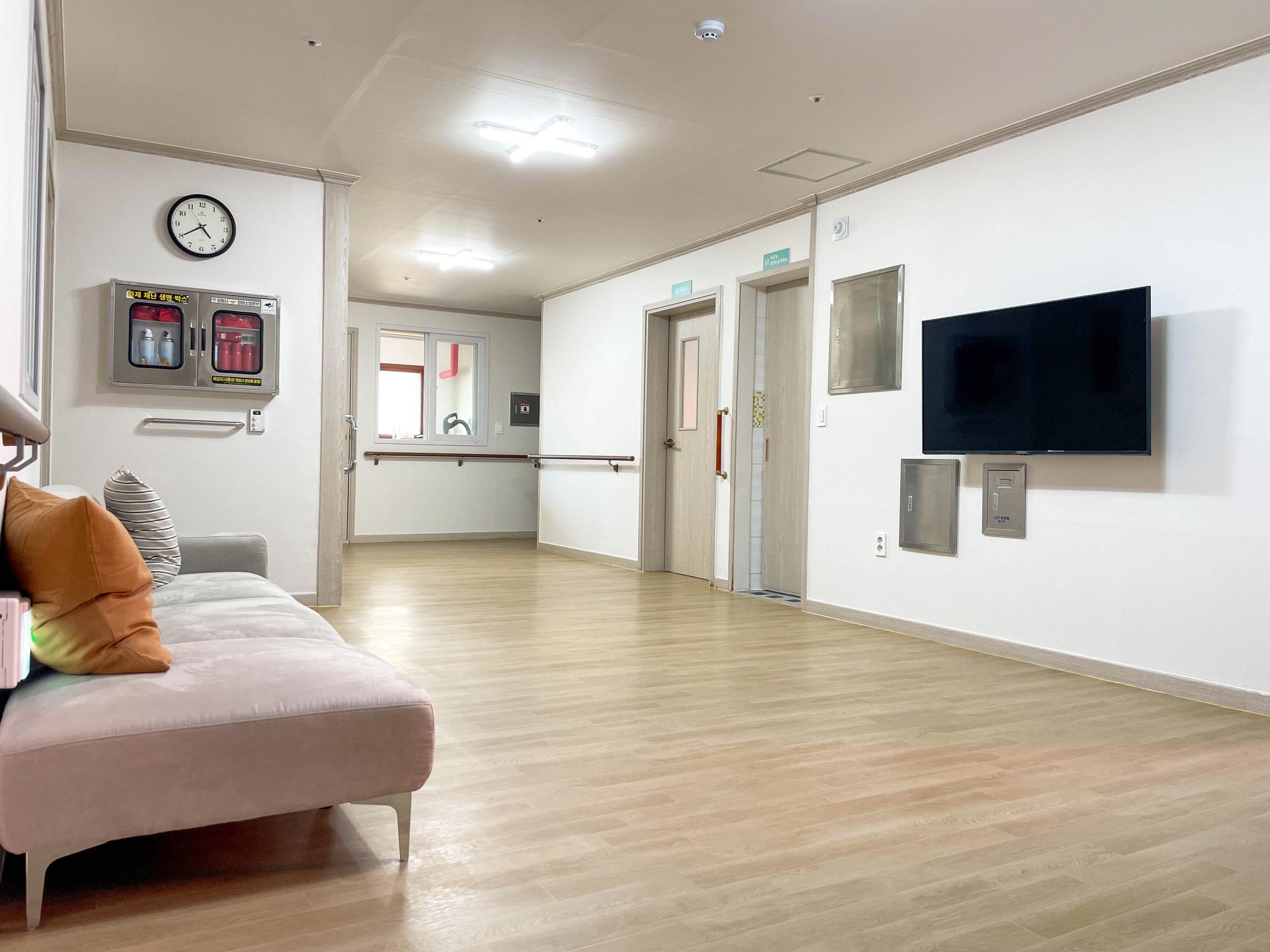 큰사랑요양원 이미지 10