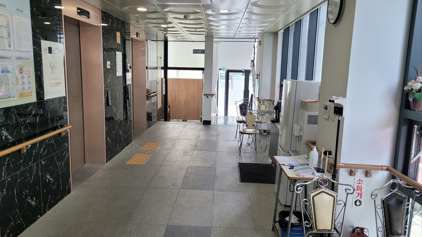 원주로얄요양원 이미지 2