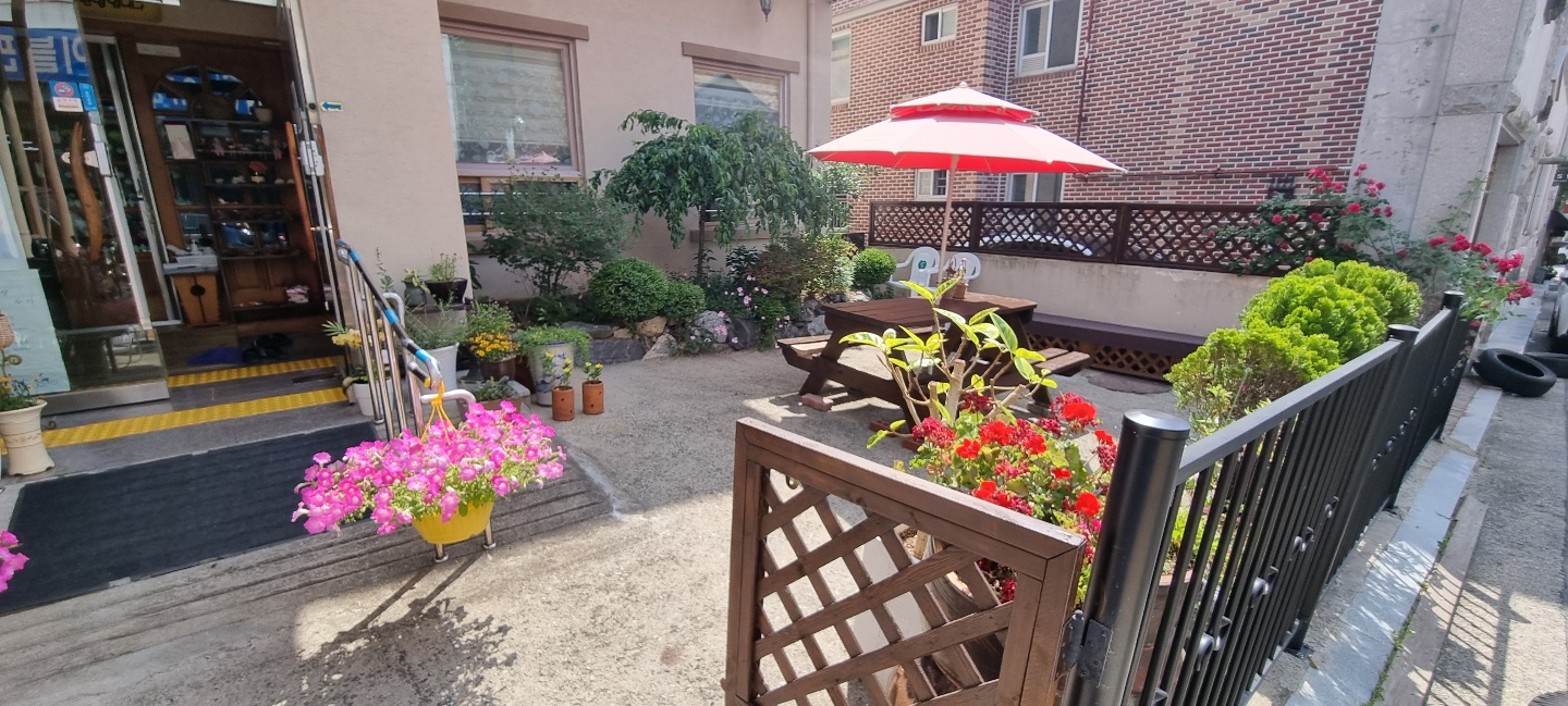 한빛노인요양공동생활가정 이미지 2