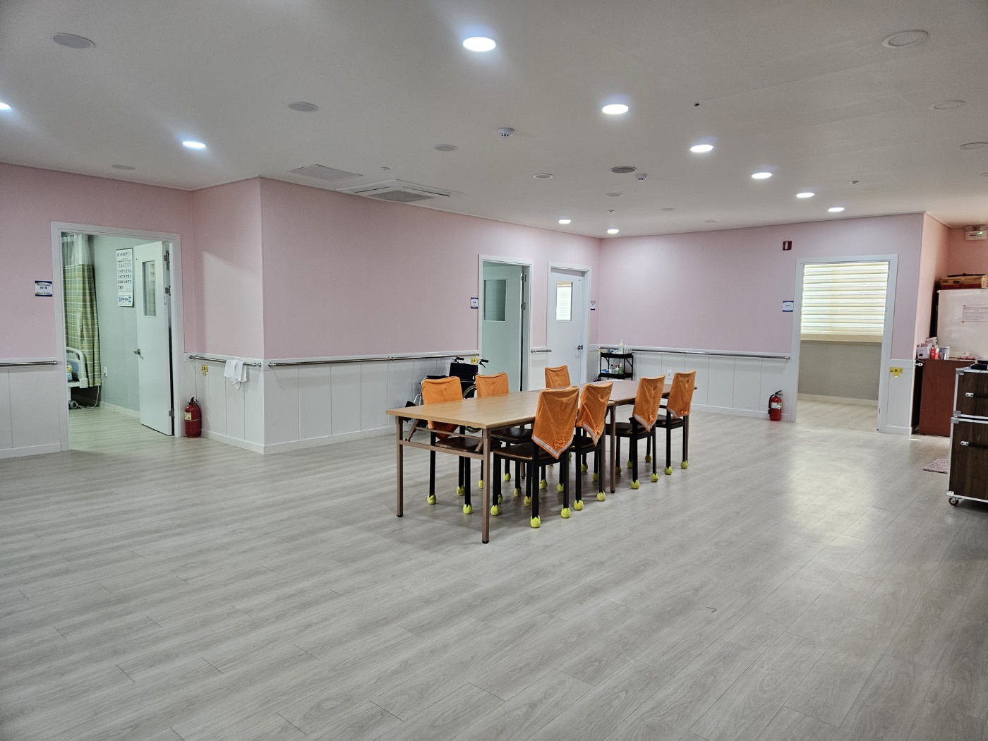 행복한요양복지관 이미지 2