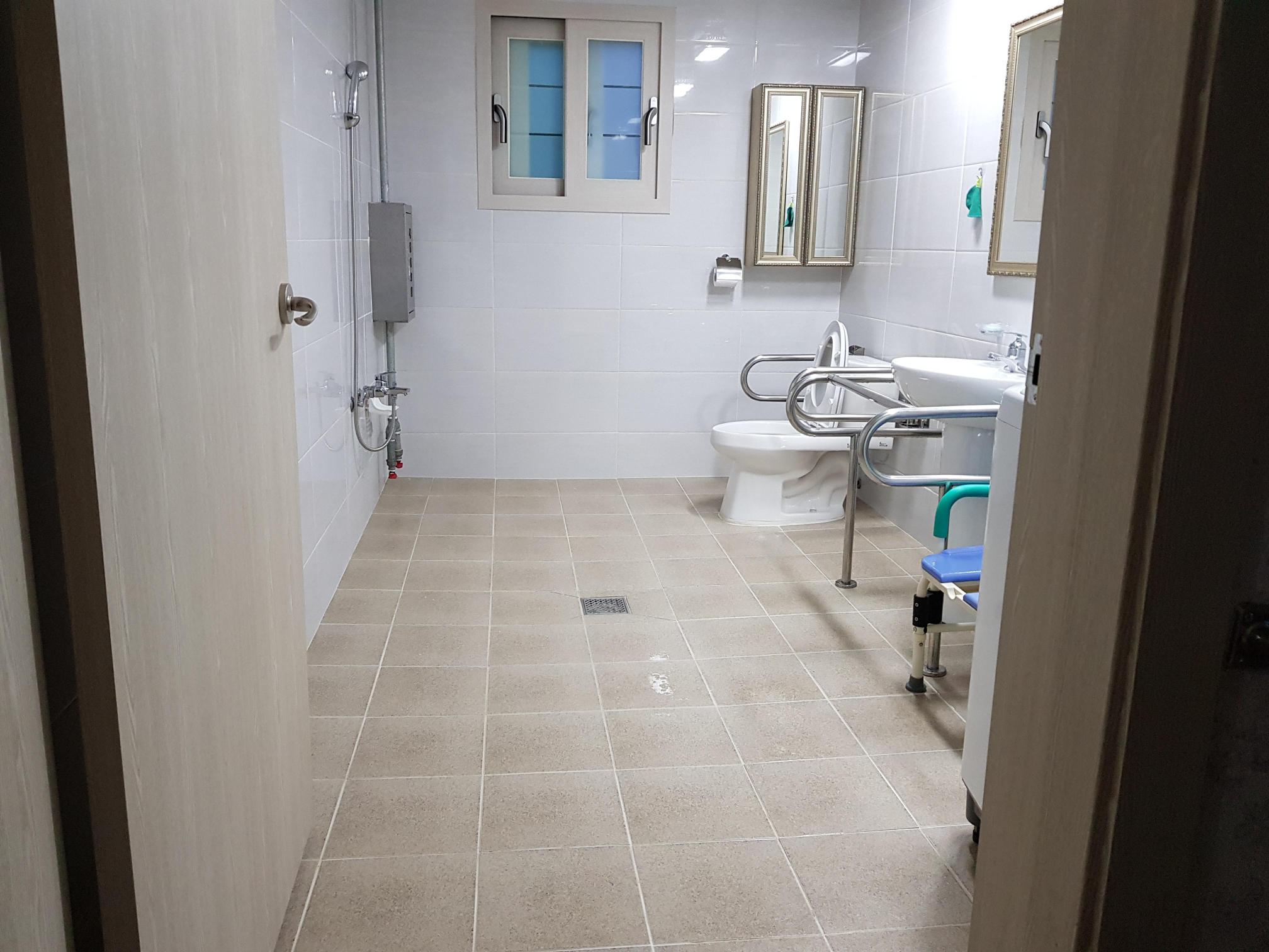 사랑채노인요양공동생활가정 이미지 3