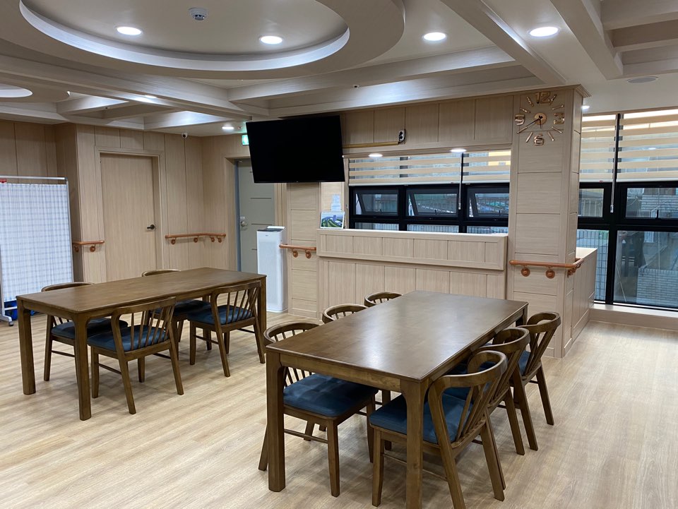 충청노인요양원 성안점 이미지 7