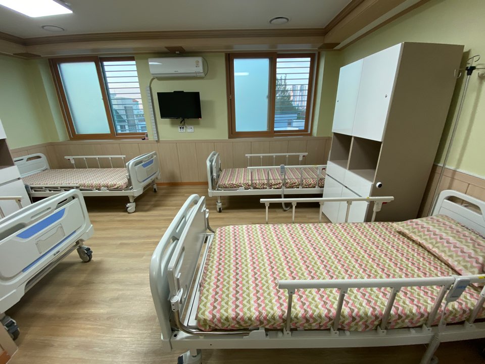 충청노인요양원 성안점 이미지 8