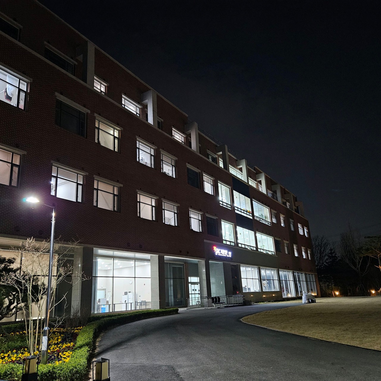 에스알씨(SRC)노인전문병원 이미지 2