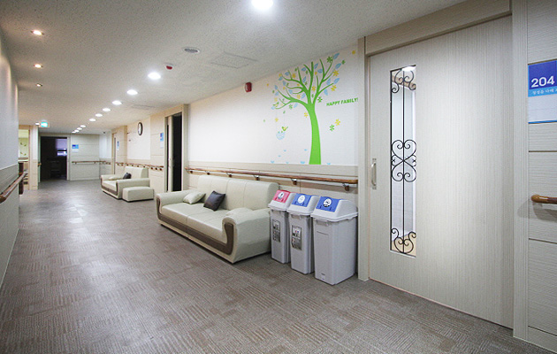 사단법인청색회 연지그린요양병원 이미지 2