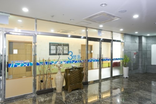 의)밝은마음의료재단 유성한가족요양병원 이미지 3