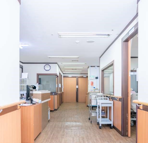 큰사랑요양병원 이미지 3