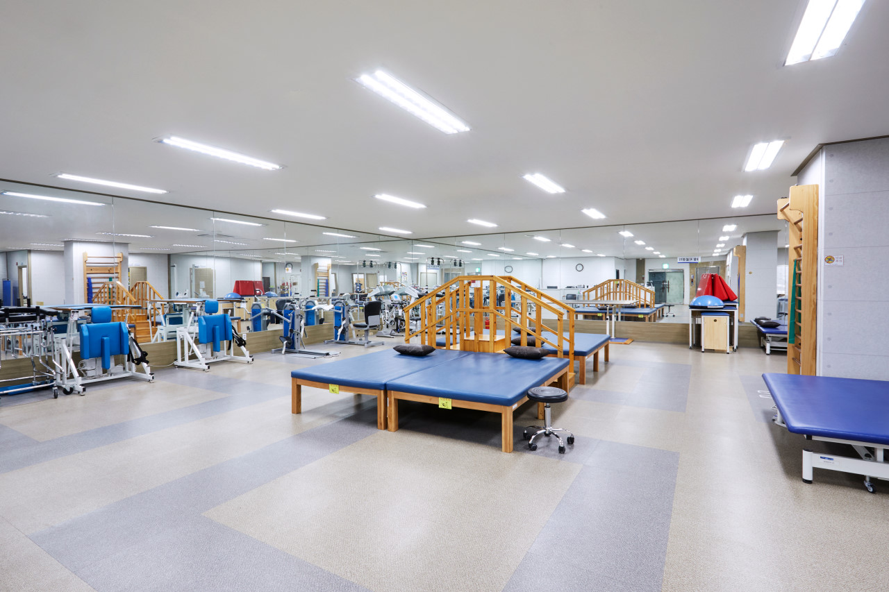 의료법인 어울림의료재단 정성요양병원 이미지 4