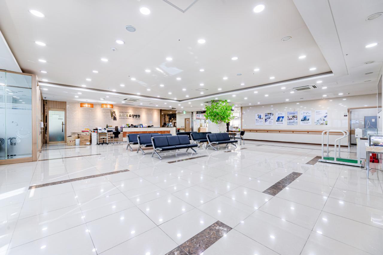 의료법인 정강의료재단 위드미요양병원 이미지 3