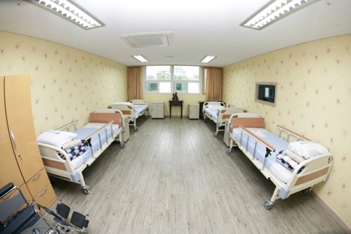 의료법인 에스앤케이의료재단 소래푸른숲 요양병원 이미지 3