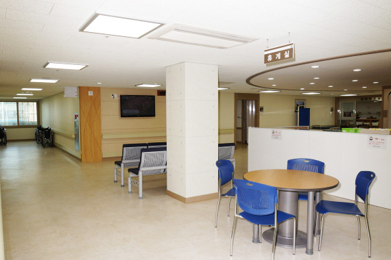 의료법인 원광의료재단 군산원광효도요양병원 이미지 4