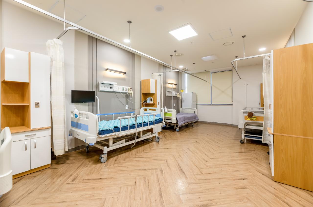 의료법인 정강의료재단 위드미요양병원 이미지 4