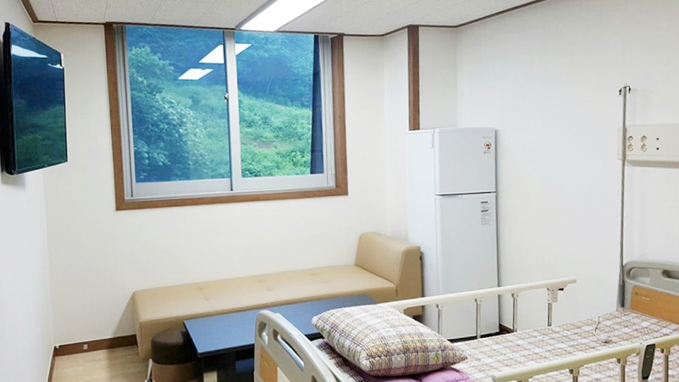 더숲요양병원 이미지 2