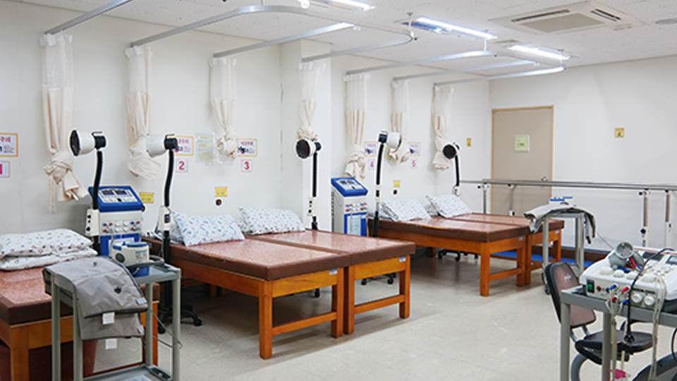 남해군립노인전문병원 이미지 4